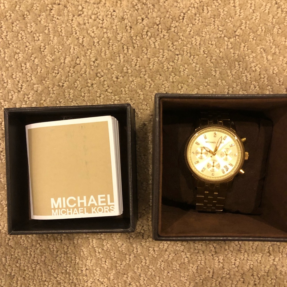Michael Kors Watch - Picture 2 of 6